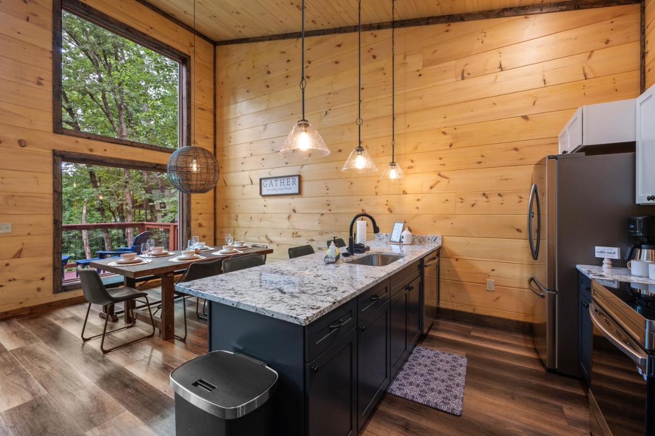New Cozy Mountain Cabin Hot Tub Near Downtown Gatlinburg Exteriér fotografie